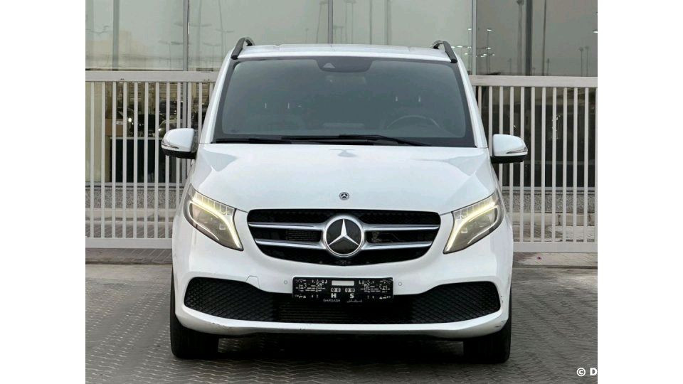 Mercedes Benz V250 - Image 11