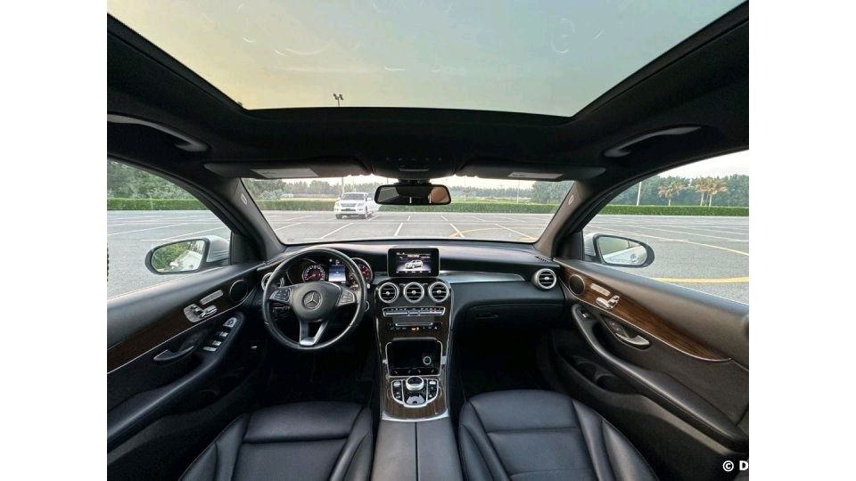 Mercedes Benz GLC - Image 11