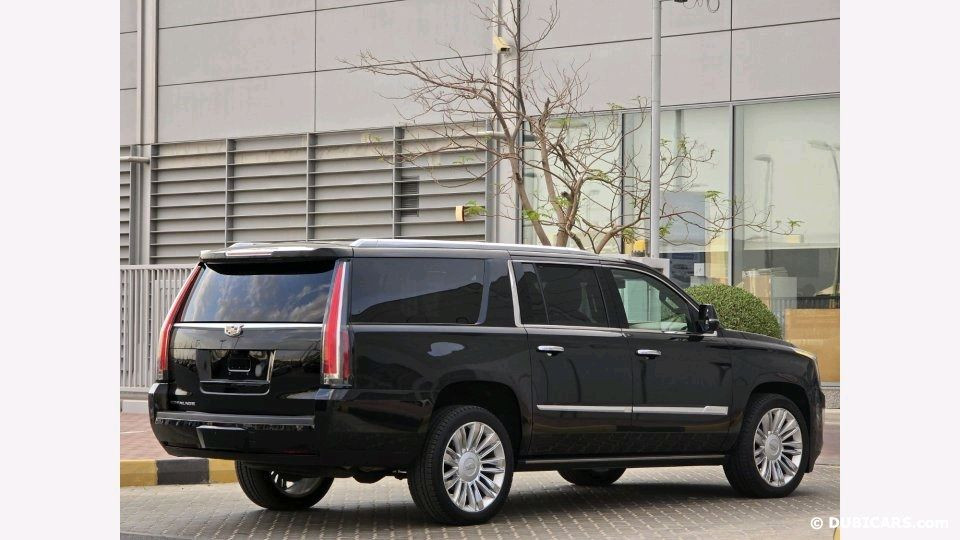 Cadillac Escalade - Image 8