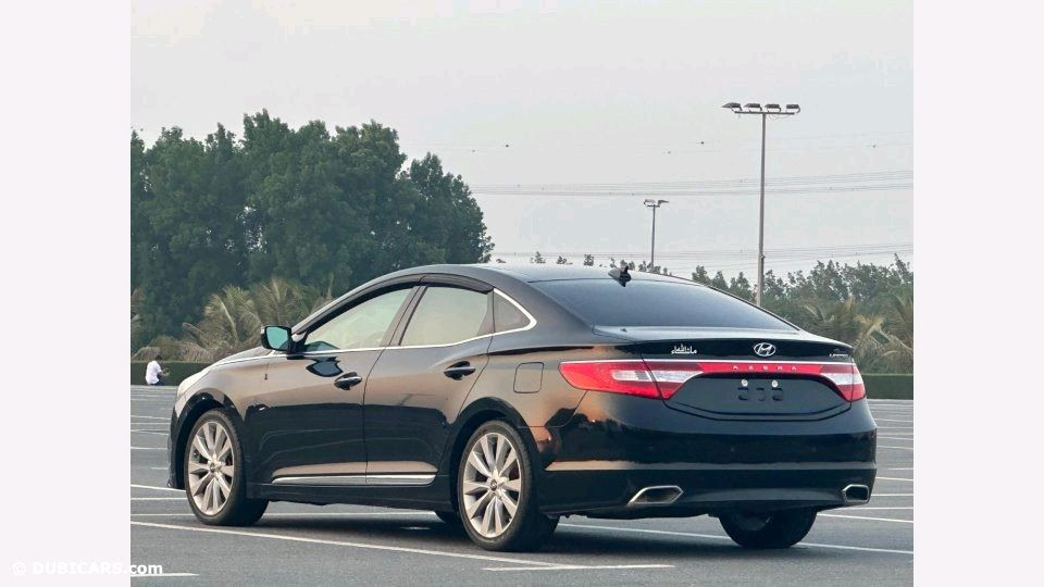 Hyundai Azera - Image 9