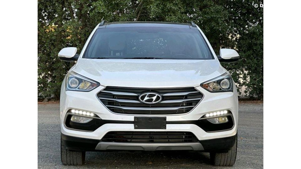 Hyundai Santa Fe - Image 10