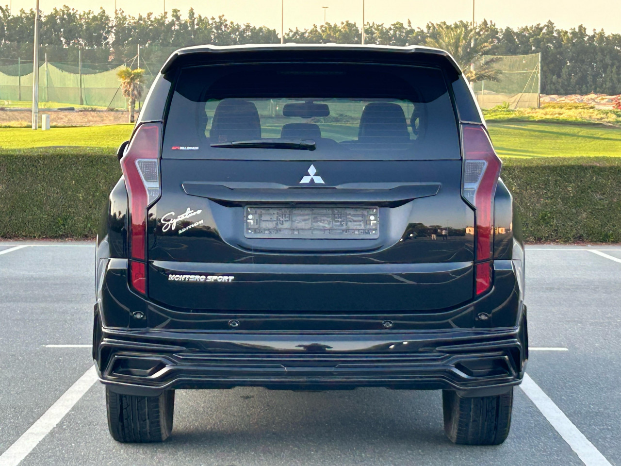 Mitsubishi Montero sport - Image 6