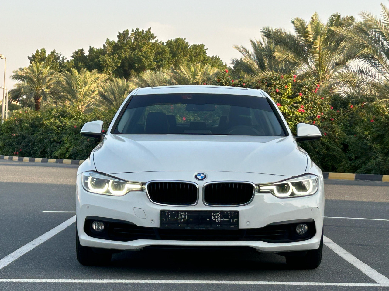 BMW 3-Series - Image 6