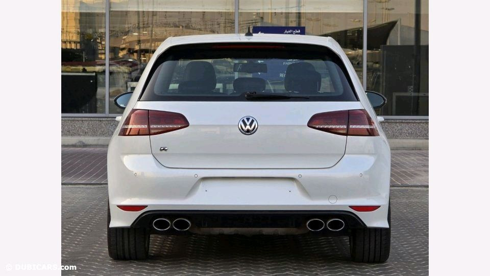 Volkswagen Golf R - Image 5