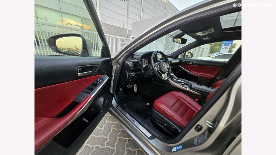 Lexus IS-F - Image 4