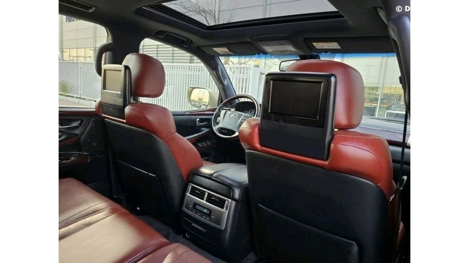 Lexus LX-Series - Image 11