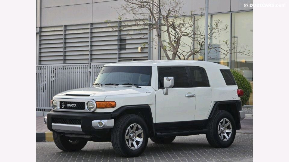 Toyota FJ Cruiser - Image 4