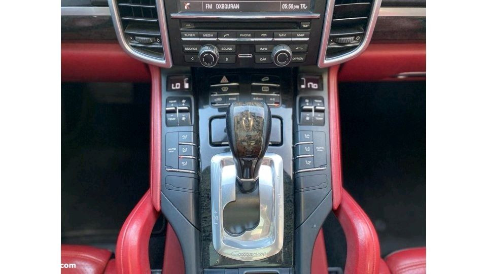 Porsche Cayenne - Image 3