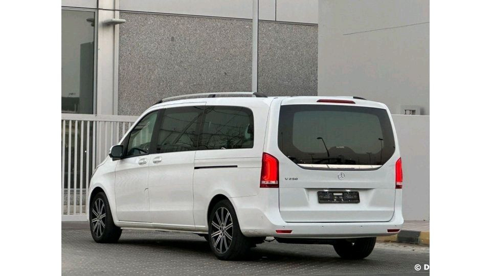 Mercedes Benz V250 - Image 12
