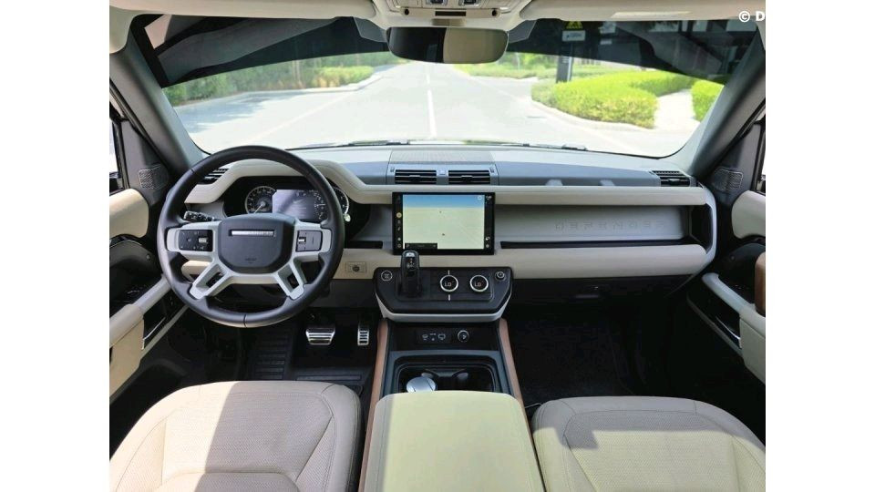 Land Rover Defender - Image 16