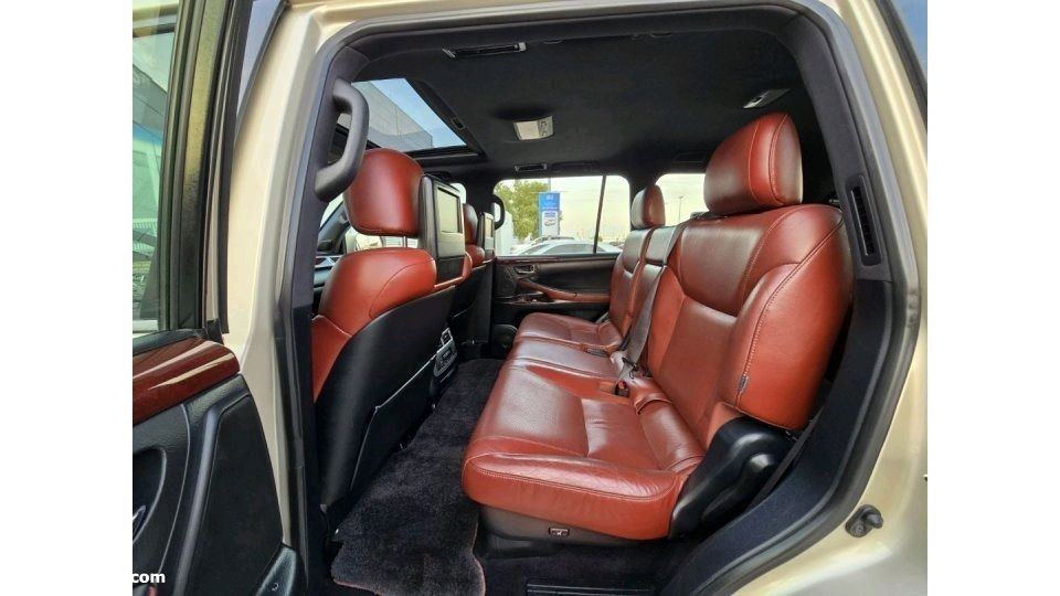 Lexus LX-Series - Image 7