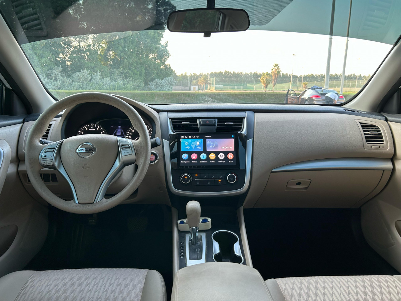 Nissan Altima - Image 18