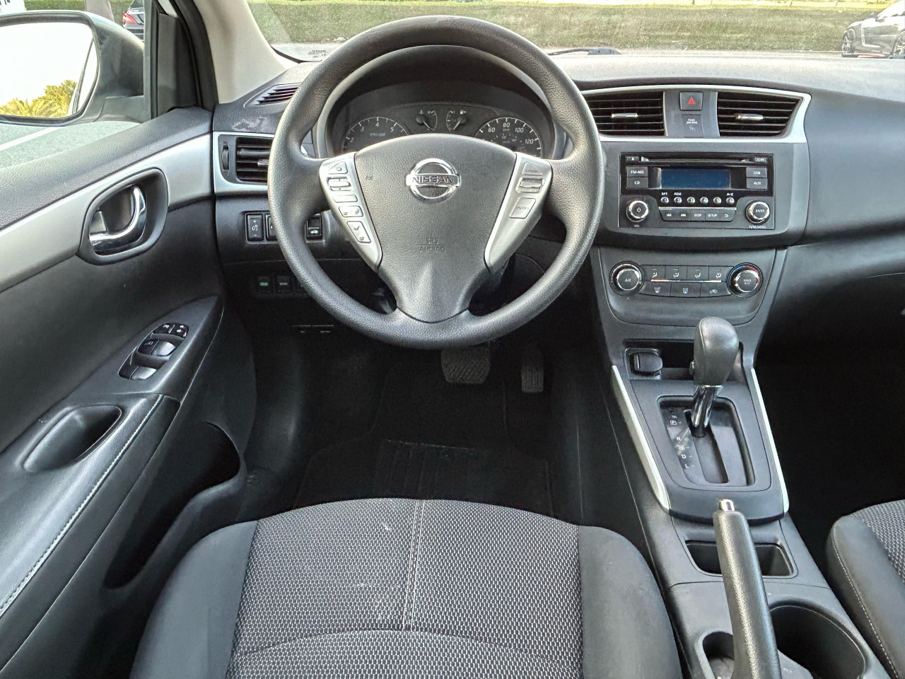 Nissan Sentra - Image 12