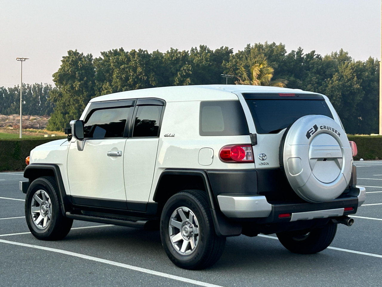 Toyota FJ Cruiser - Image 6