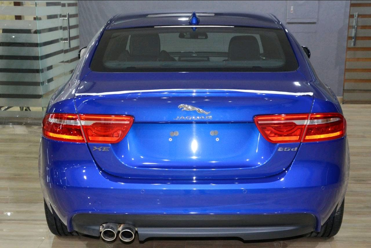 Jaguar XE - Image 5