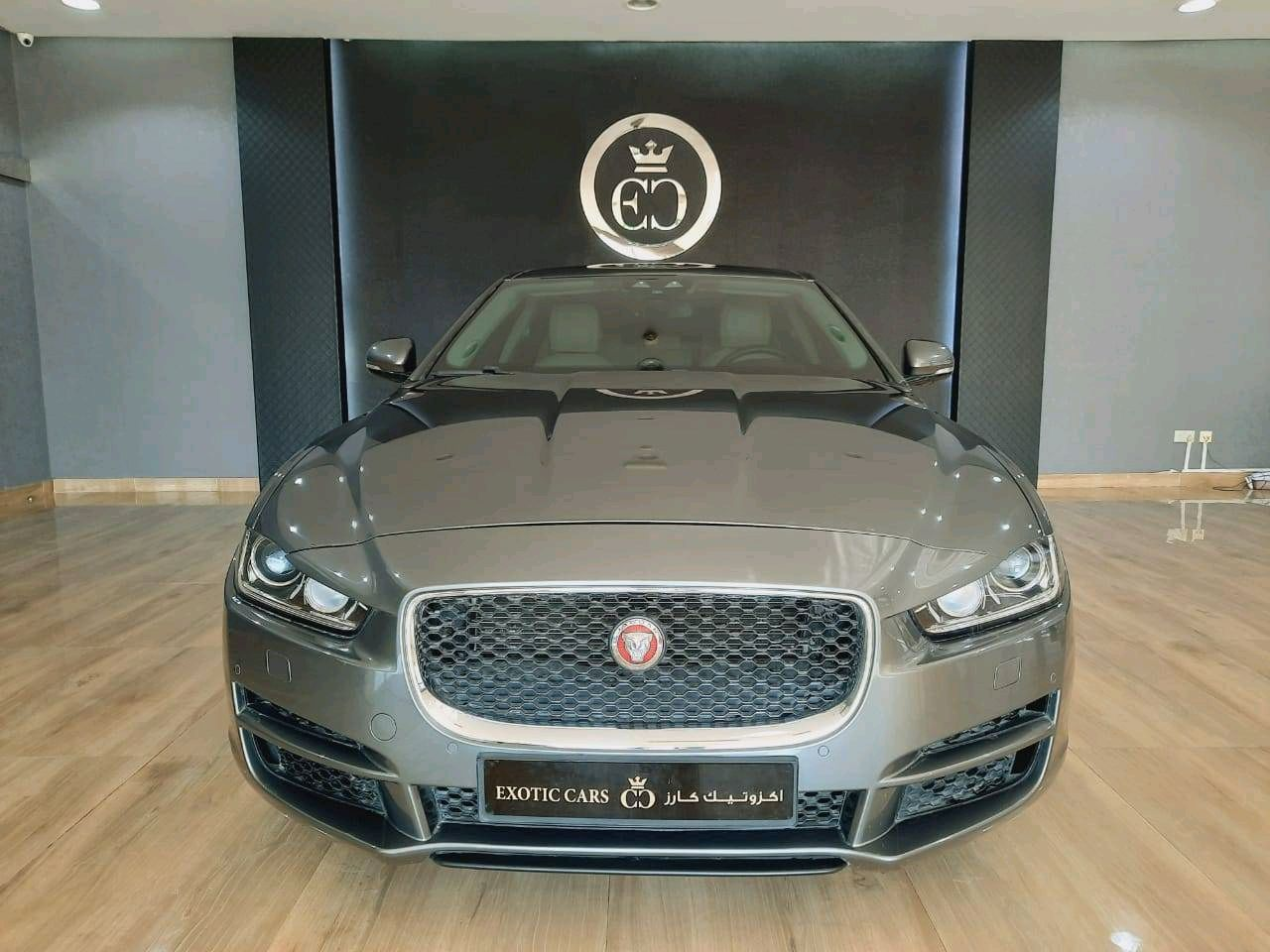 Jaguar XE - Image 3