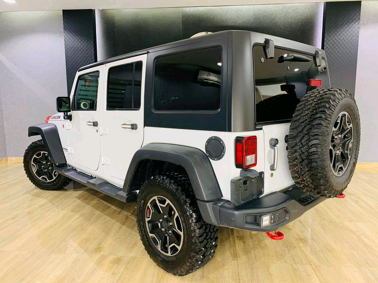 Jeep Wrangler - Image 4