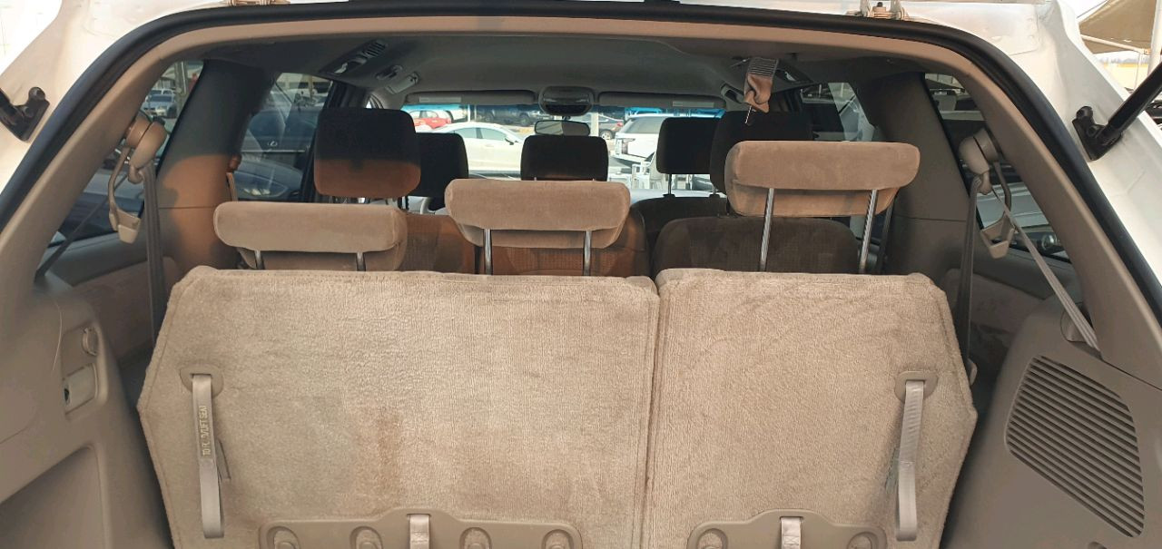 Toyota Sienna - Image 5