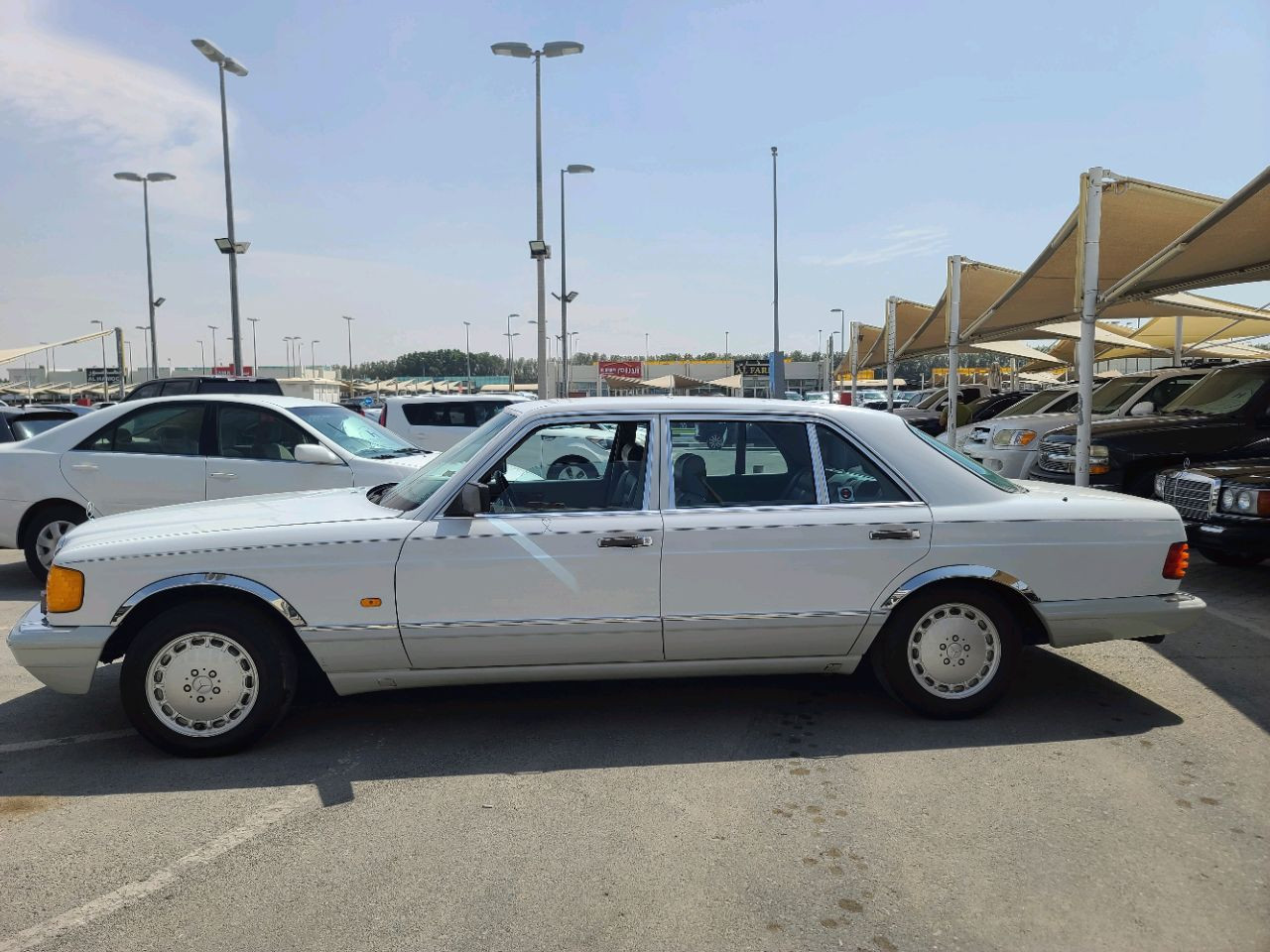 Mercedes Benz S-Class - Image 9