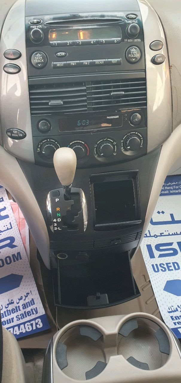 Toyota Sienna - Image 21