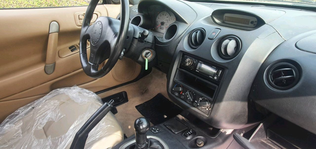 Mitsubishi Eclipse - Image 17