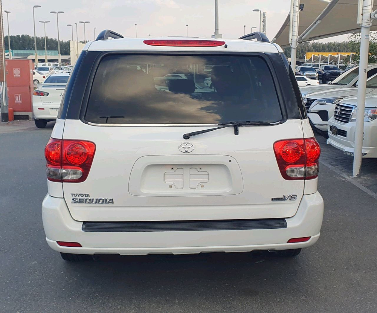 Toyota Sequoia - Image 5