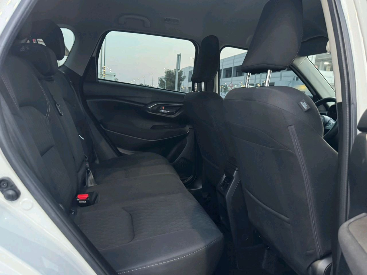 Suzuki Grand Vitara - Image 9