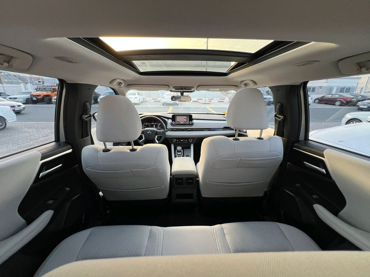Mitsubishi Outlander - Image 3