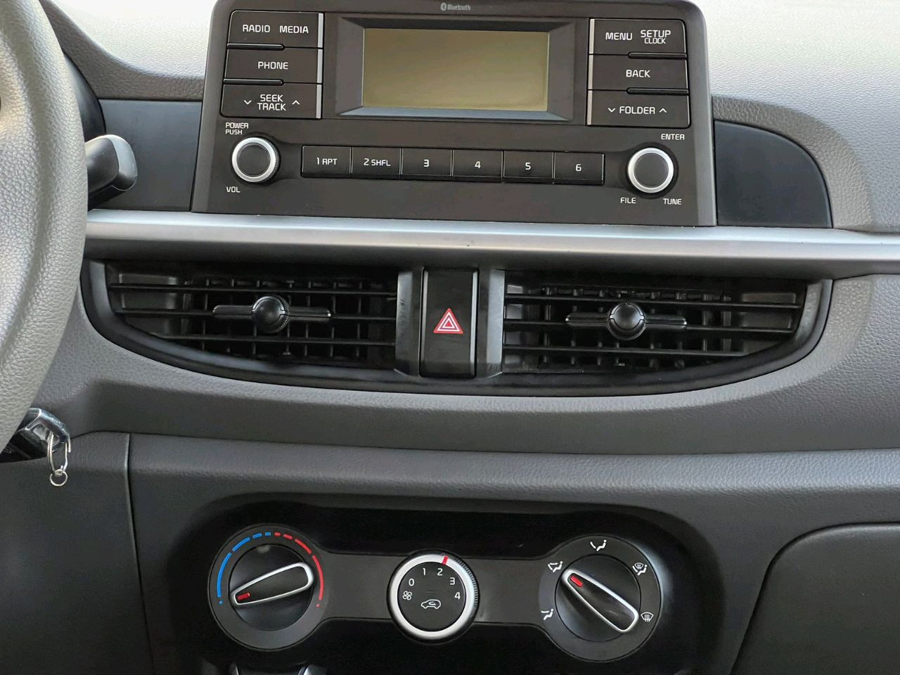 KIA Picanto - Image 8