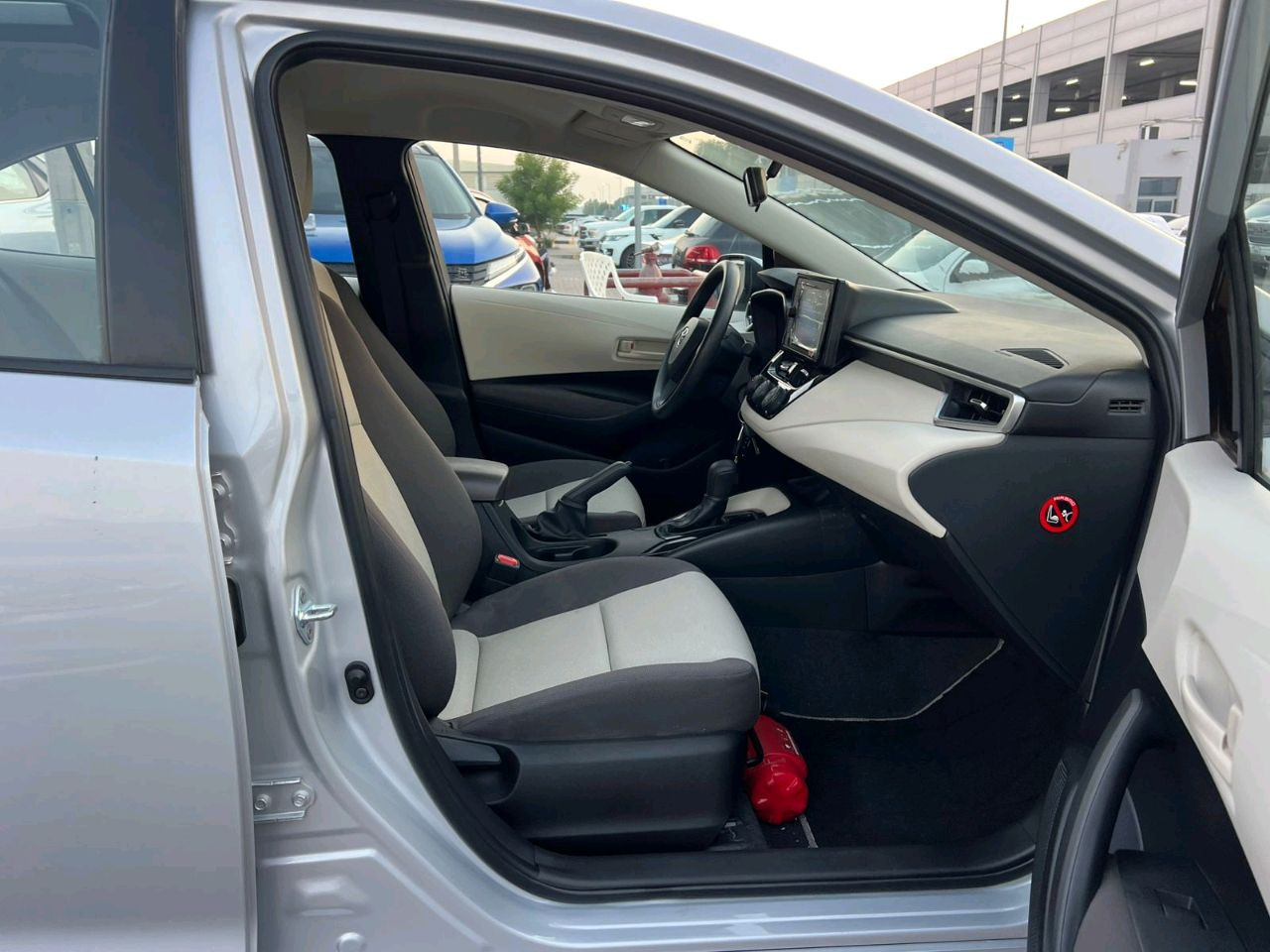 Toyota Corolla - Image 5