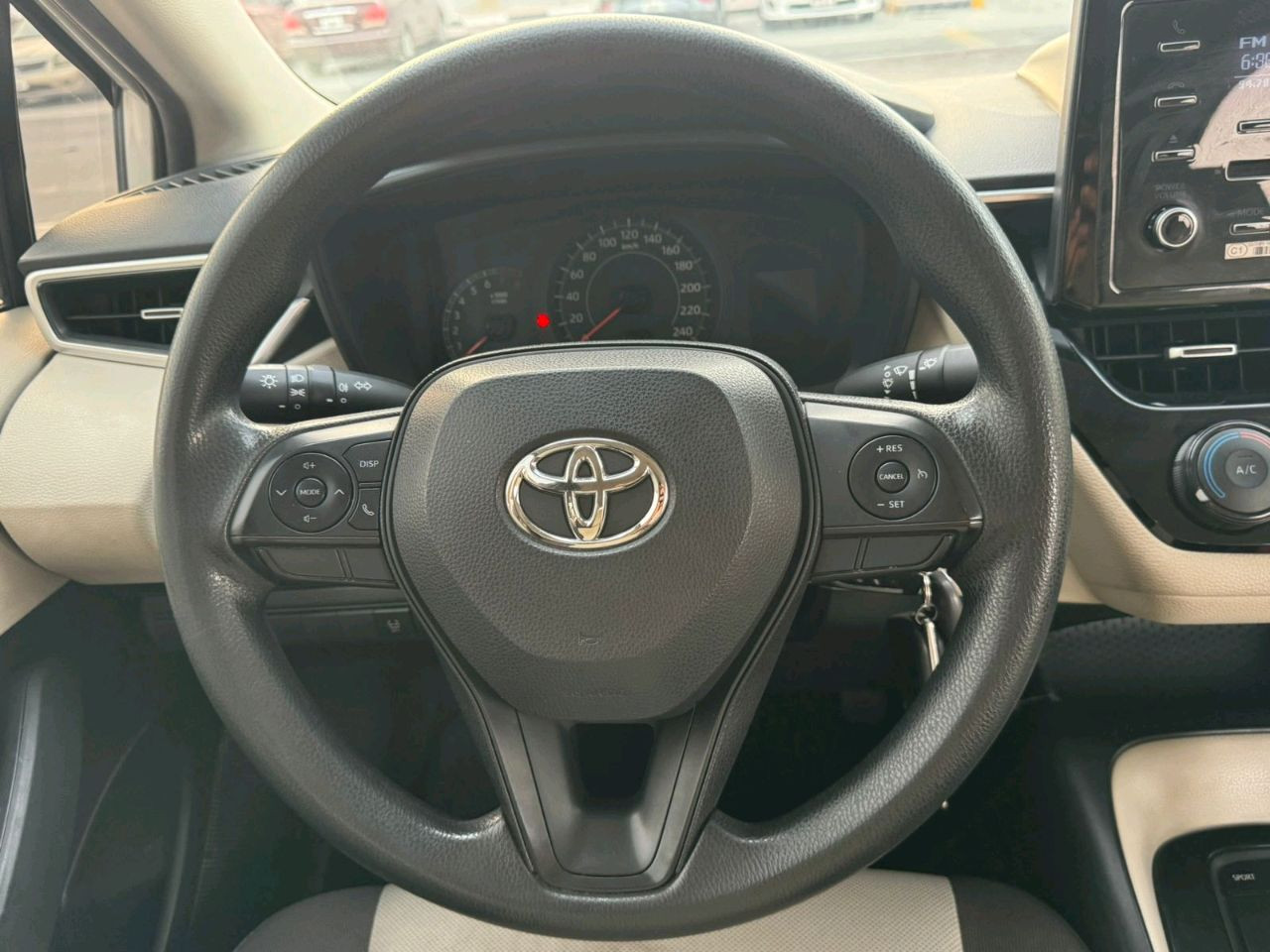 Toyota Corolla - Image 4