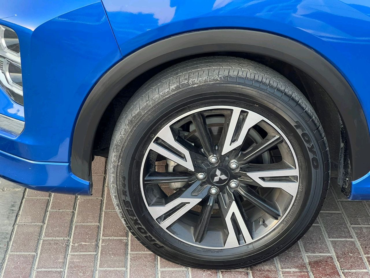 Mitsubishi Eclipse - Image 8