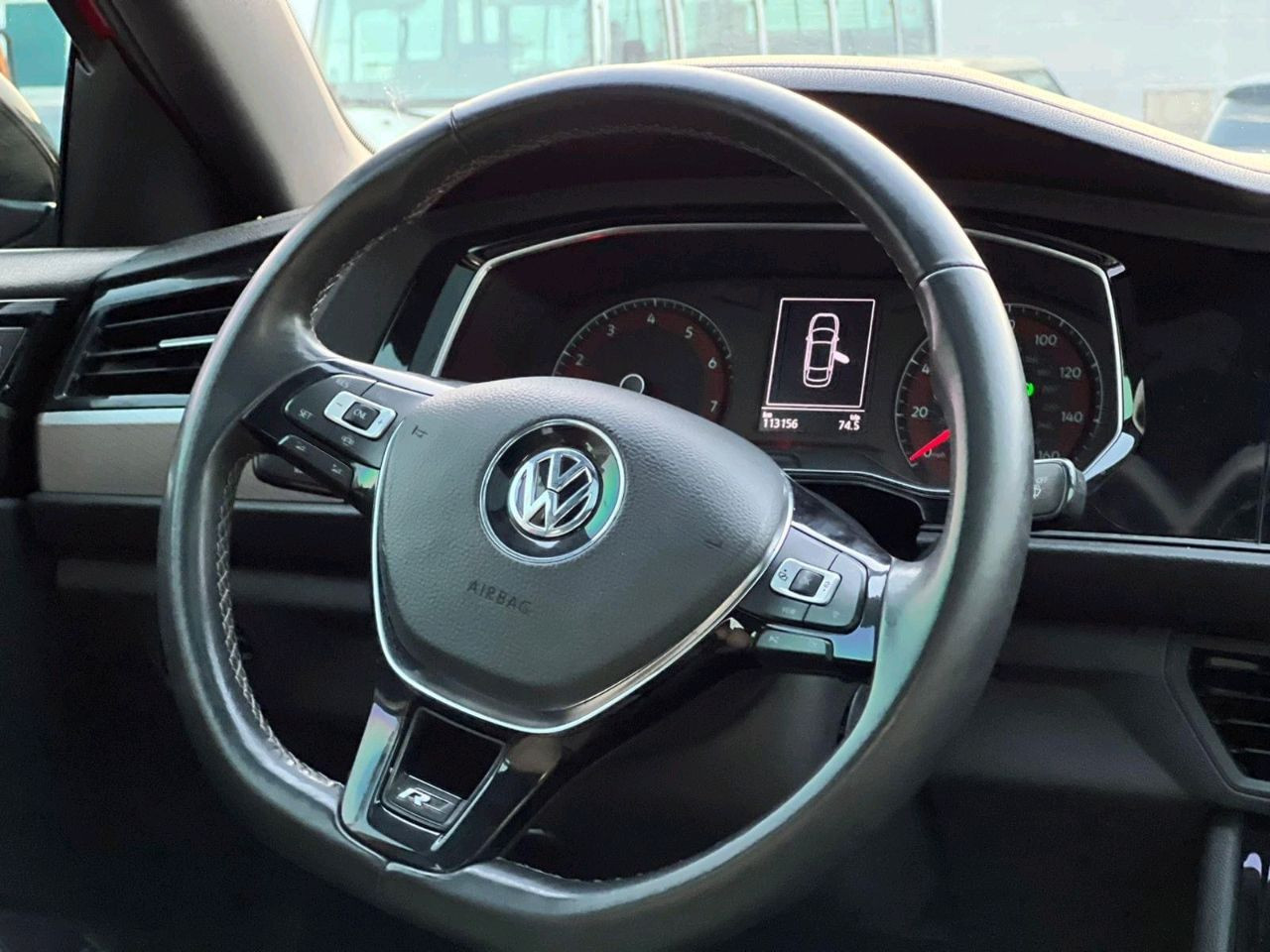 Volkswagen Jetta - Image 8