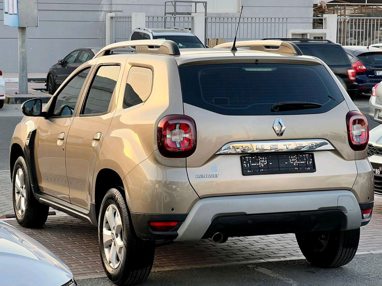 Renault Duster - Image 4