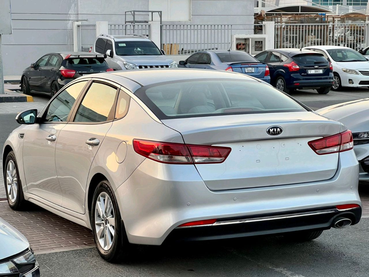 KIA Optima - Image 2