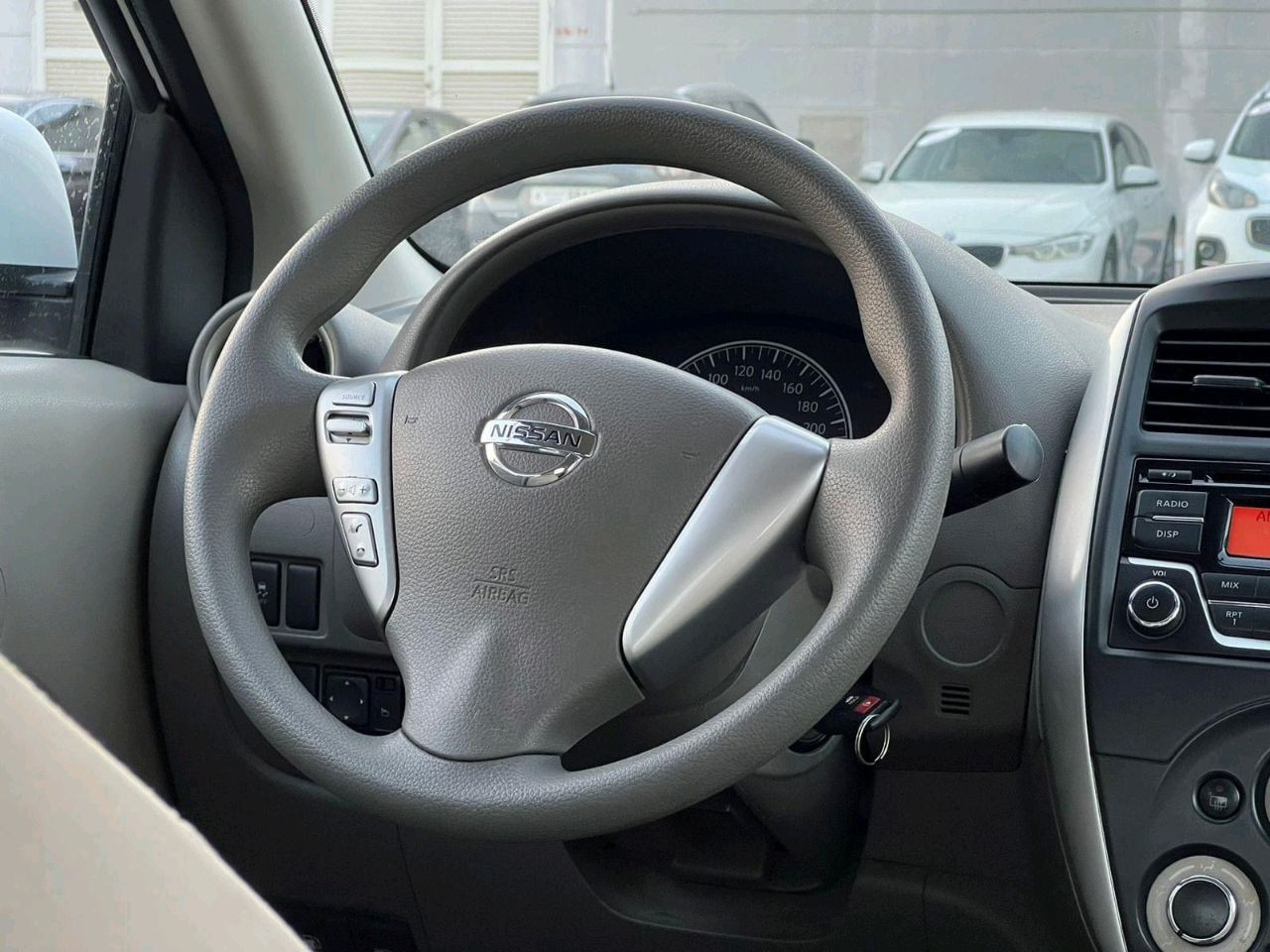Nissan Sunny - Image 8