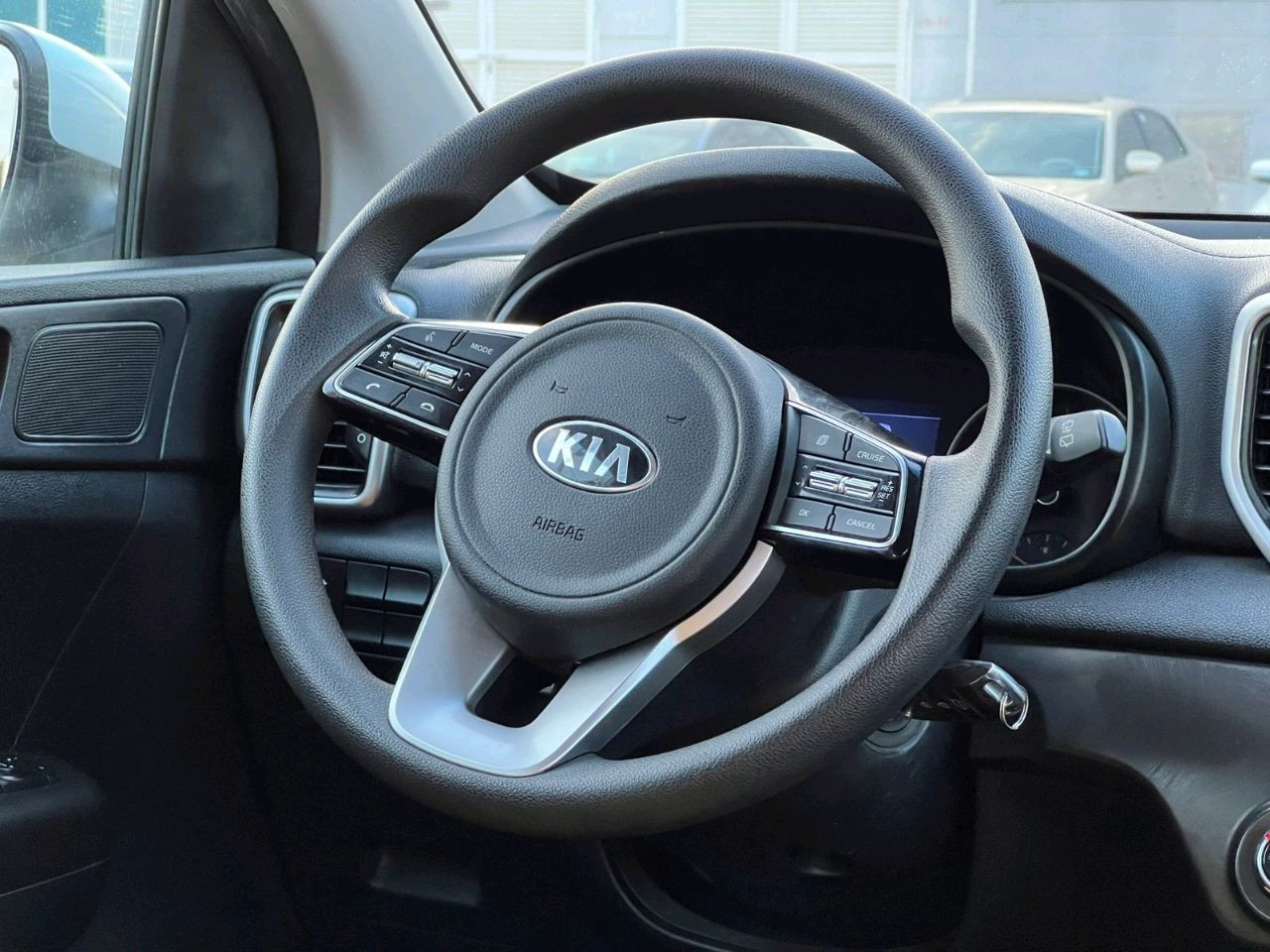 KIA Sportage - Image 10