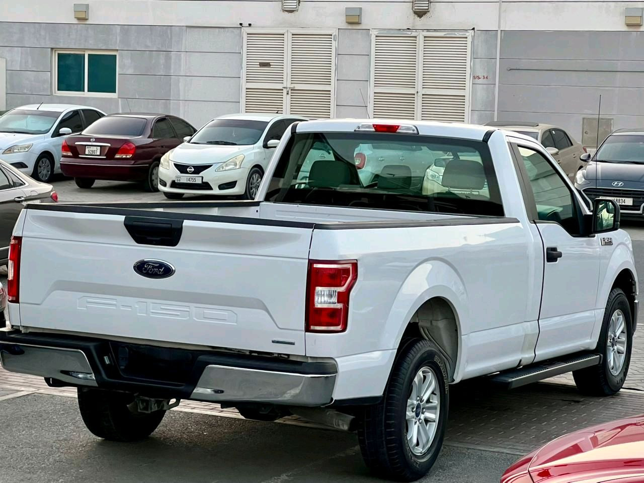 Ford F-Series Pickup - Image 9