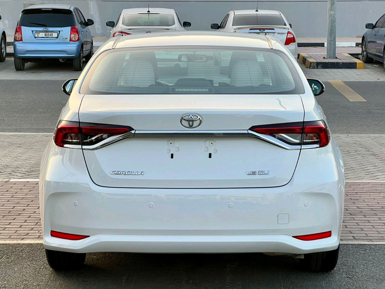 Toyota Corolla - Image 9
