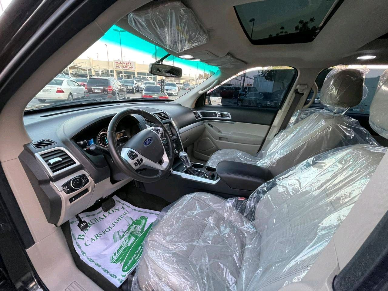 Ford Explorer - Image 5