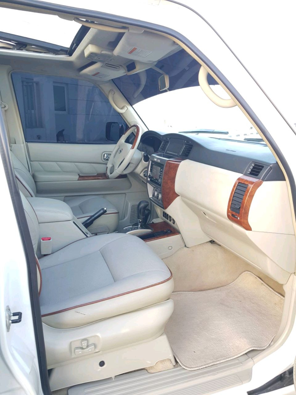 Nissan Patrol - Image 4