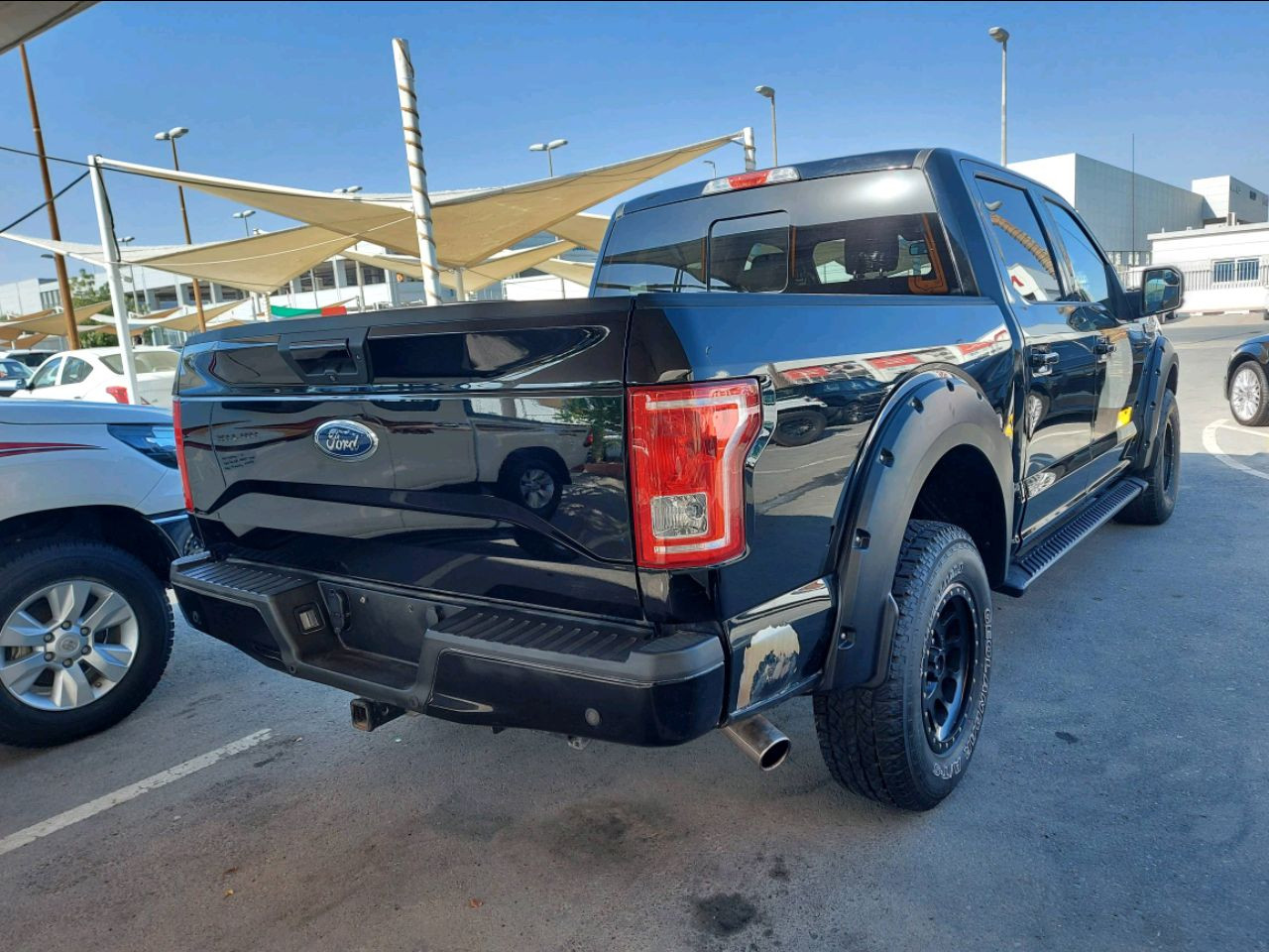 Ford F-Series Pickup - Image 2