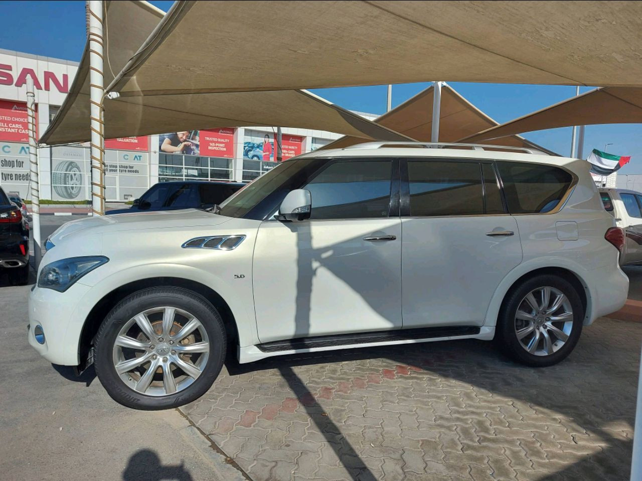 Infiniti Q80 - Image 2
