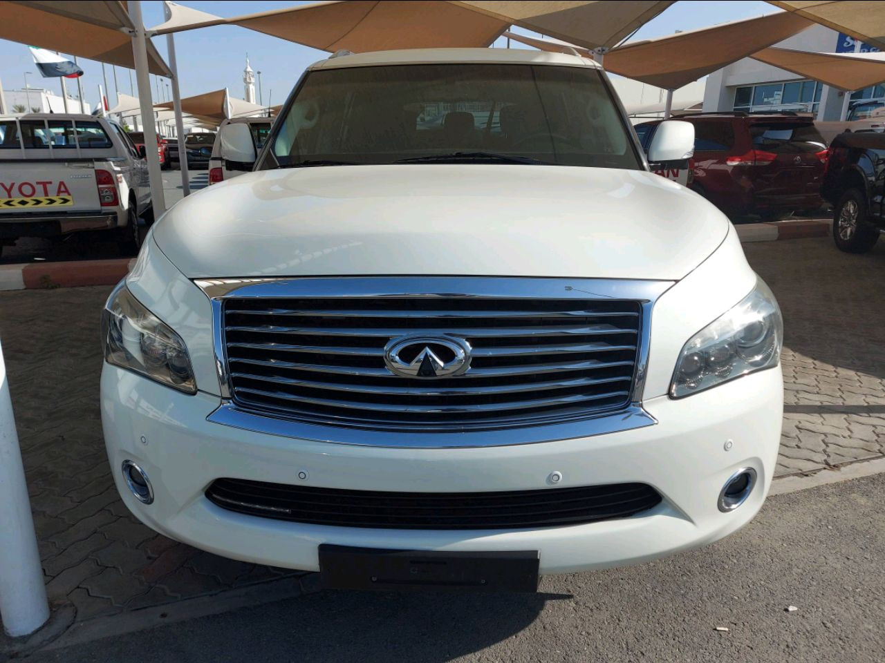 Infiniti Q80 - Image 5