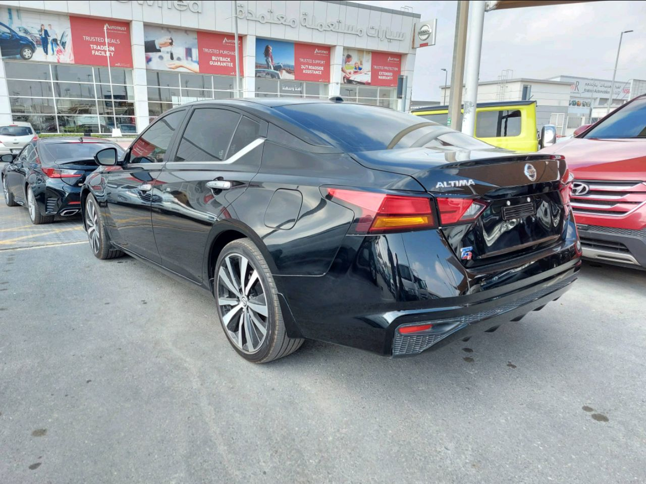 Nissan Altima - Image 3