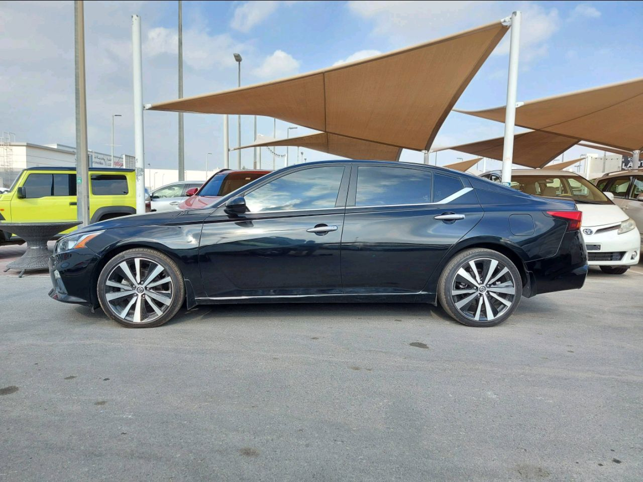 Nissan Altima - Image 5