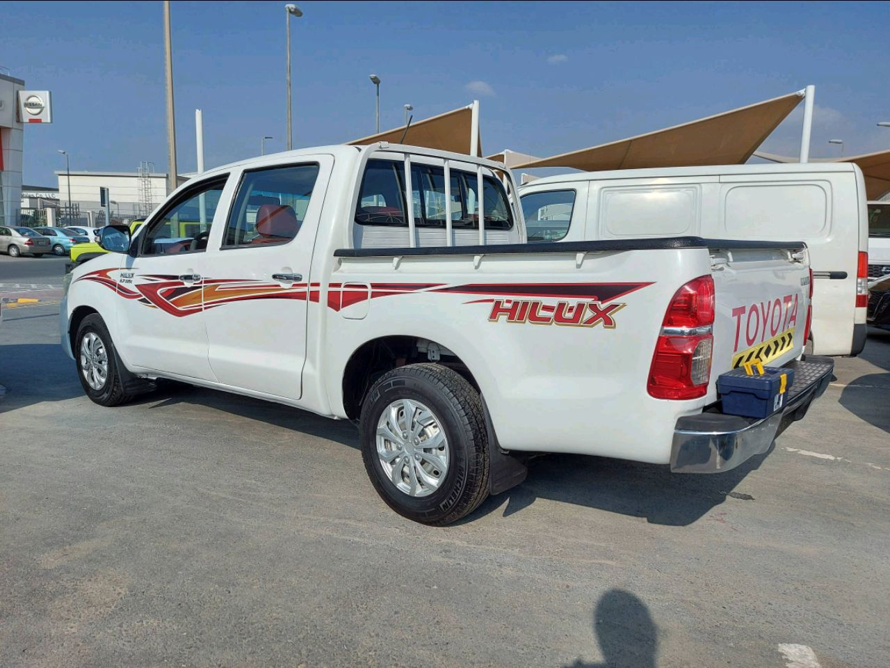 Toyota Hilux - Image 3