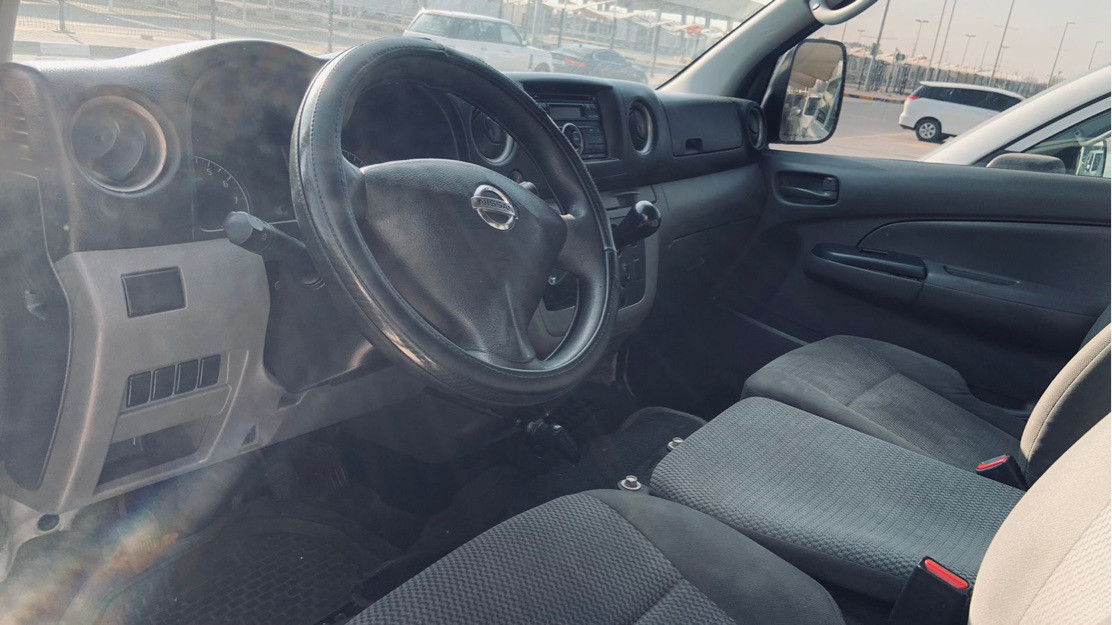 Nissan Urvan - Image 3