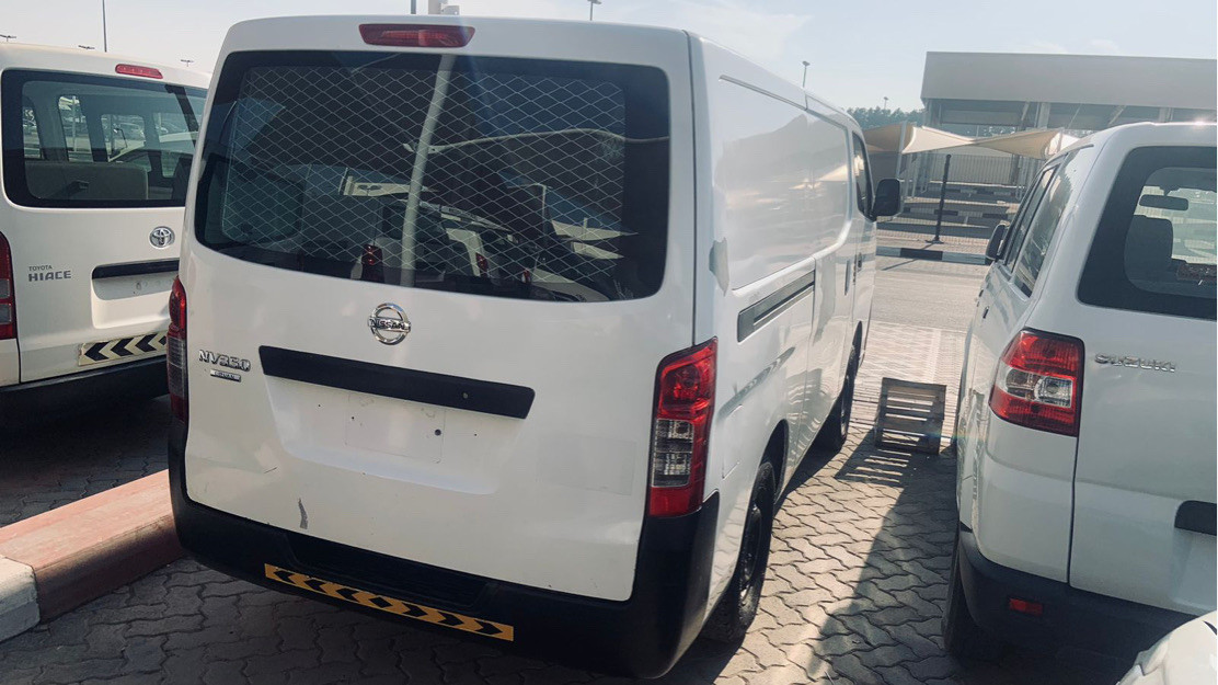 Nissan Urvan - Image 7