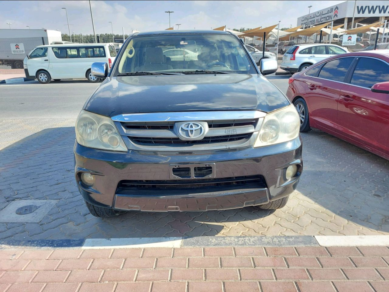Toyota Fortuner - Image 4